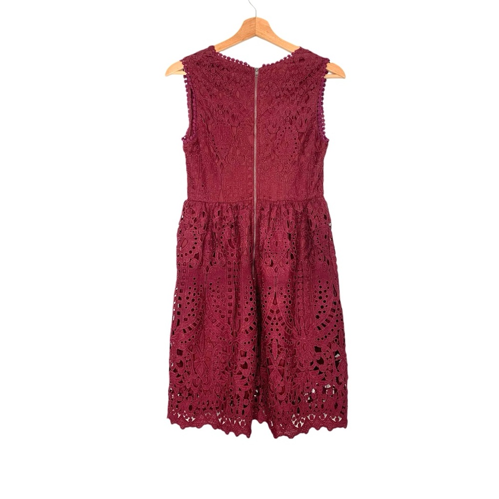 Altard' State Burgundy Eyelet Lace Fit & Flare Dress Size Medium Sleeveless - Picture 3 of 11
